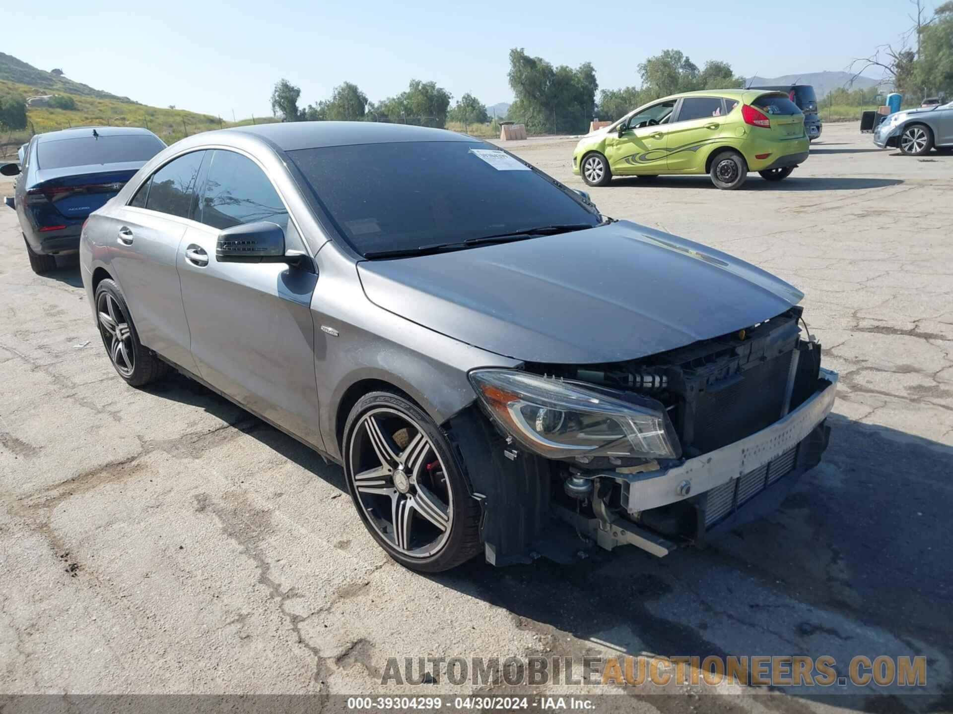 WDDSJ4EB2FN235489 MERCEDES-BENZ CLA 250 2015