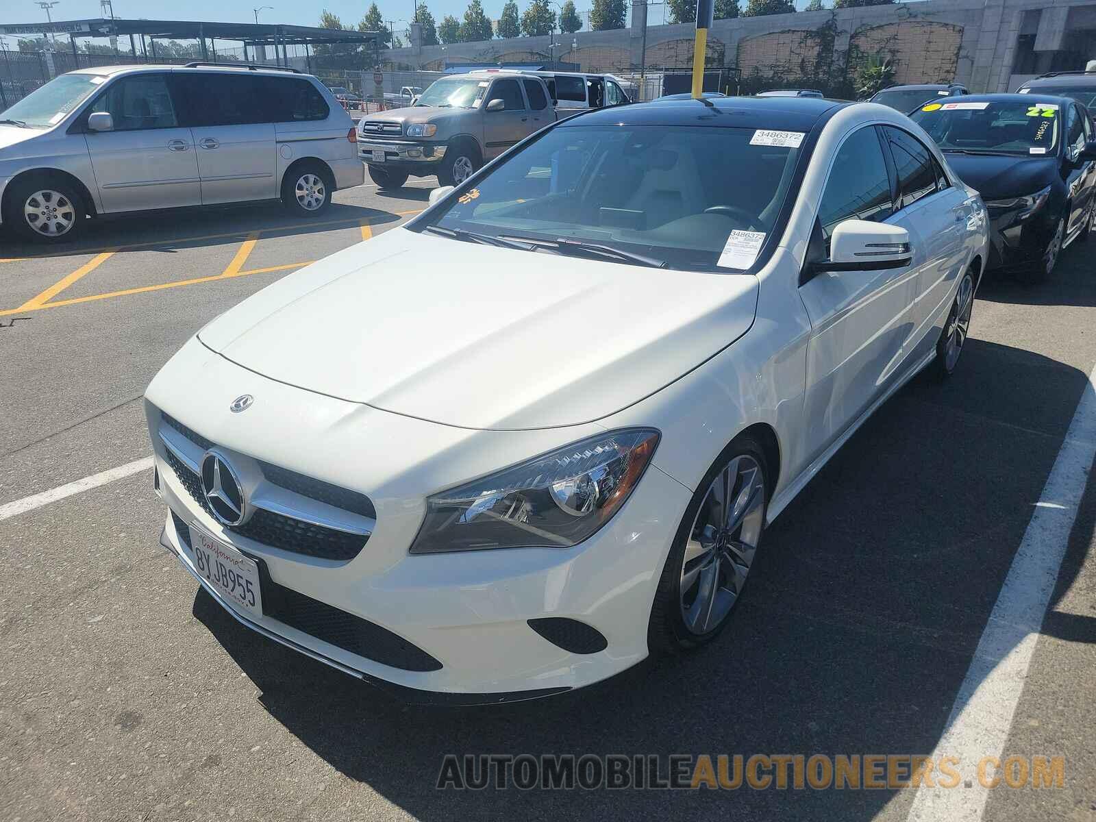 WDDSJ4EB2JN561785 Mercedes-Benz CLA 2018