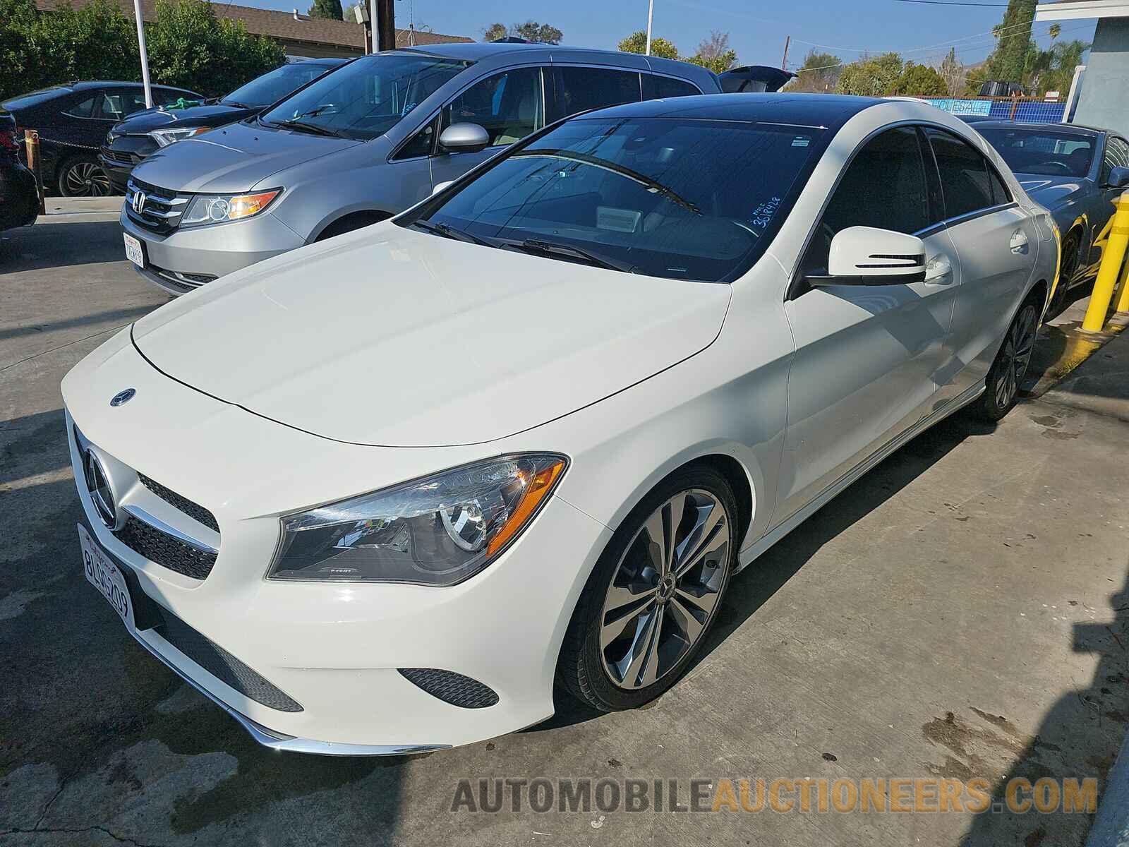 WDDSJ4EB2KN714716 Mercedes-Benz CLA 2019