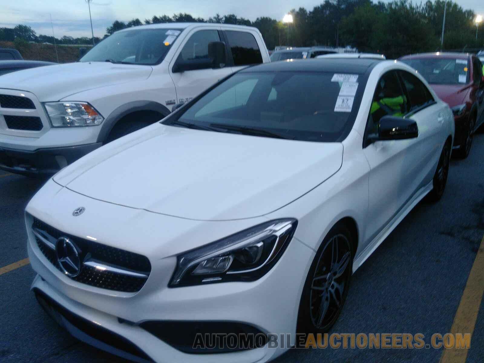 WDDSJ4EB3KN717429 Mercedes-Benz CLA 2019