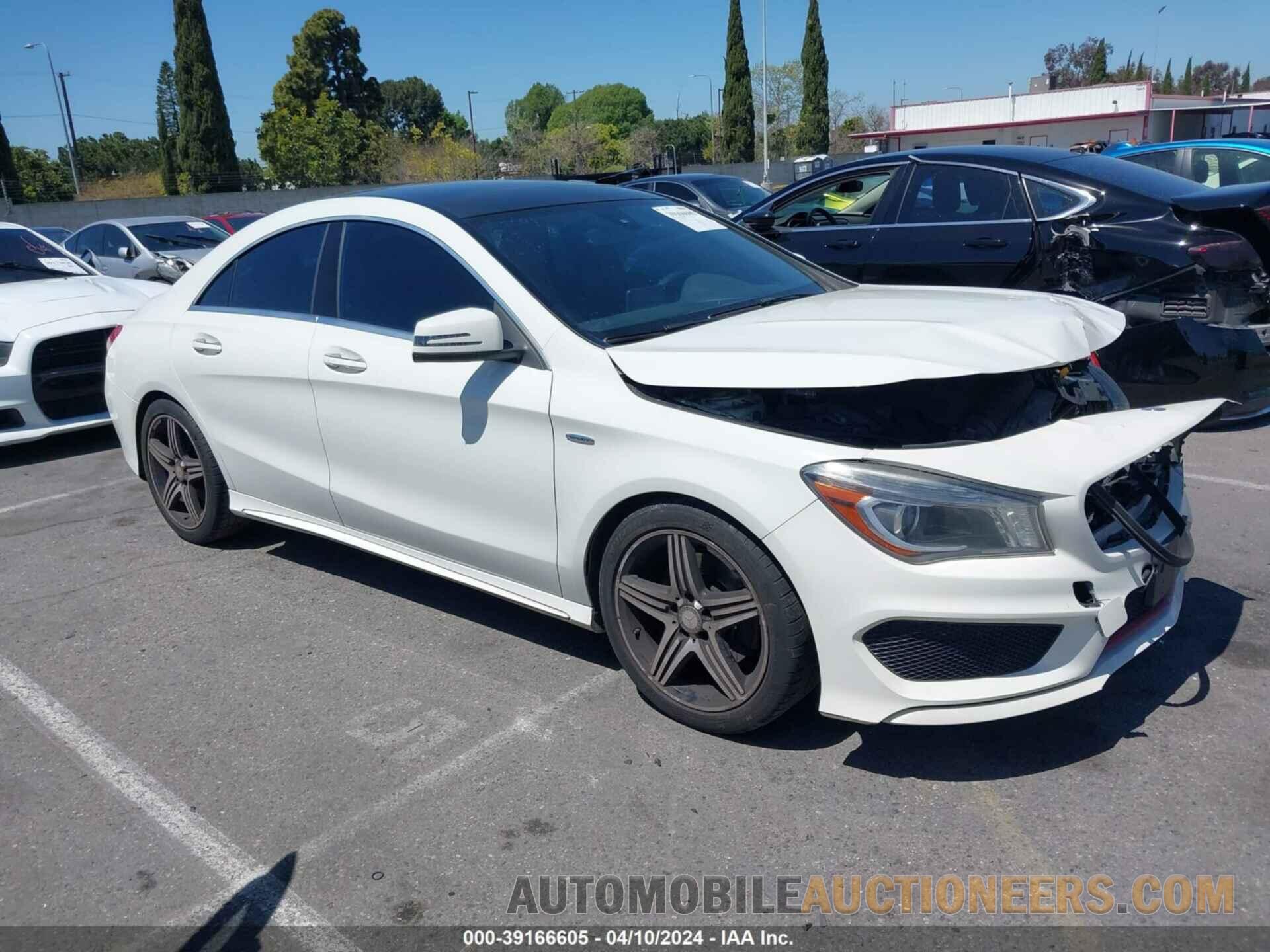 WDDSJ4EB4FN219813 MERCEDES-BENZ CLA 250 2015