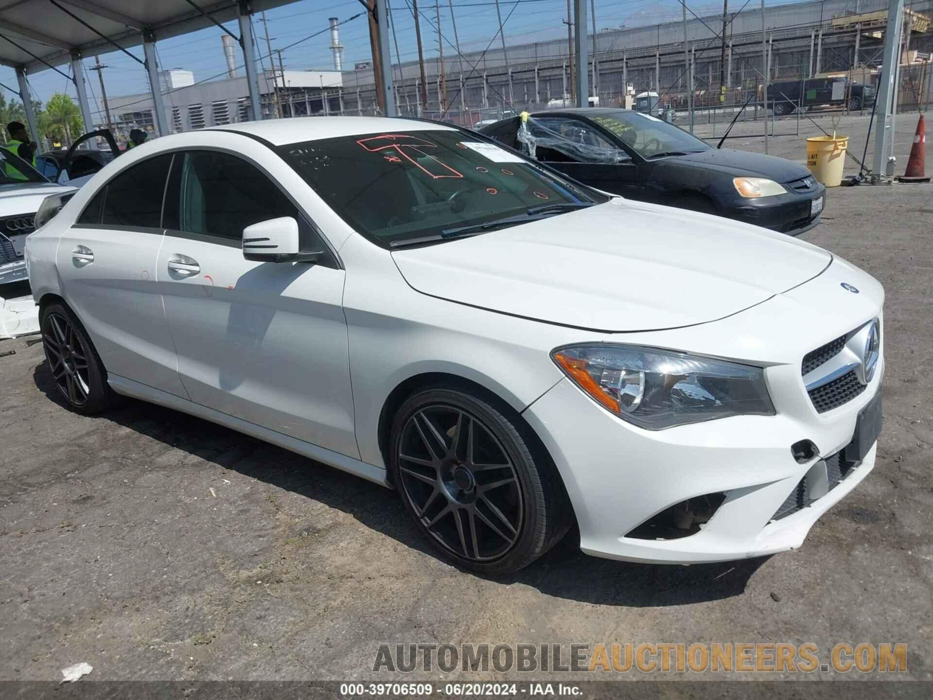 WDDSJ4EB5FN195831 MERCEDES-BENZ CLA 2015