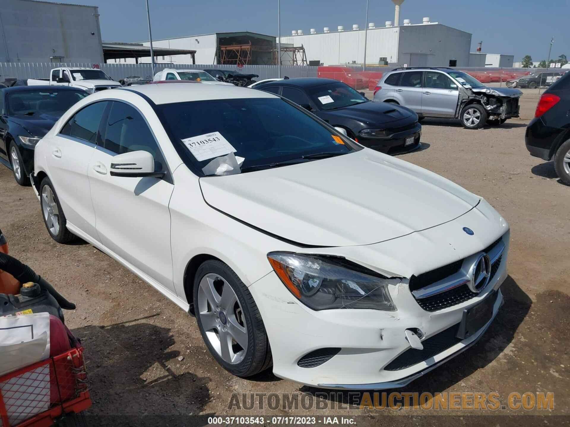 WDDSJ4EB5HN454479 MERCEDES-BENZ CLA 2017