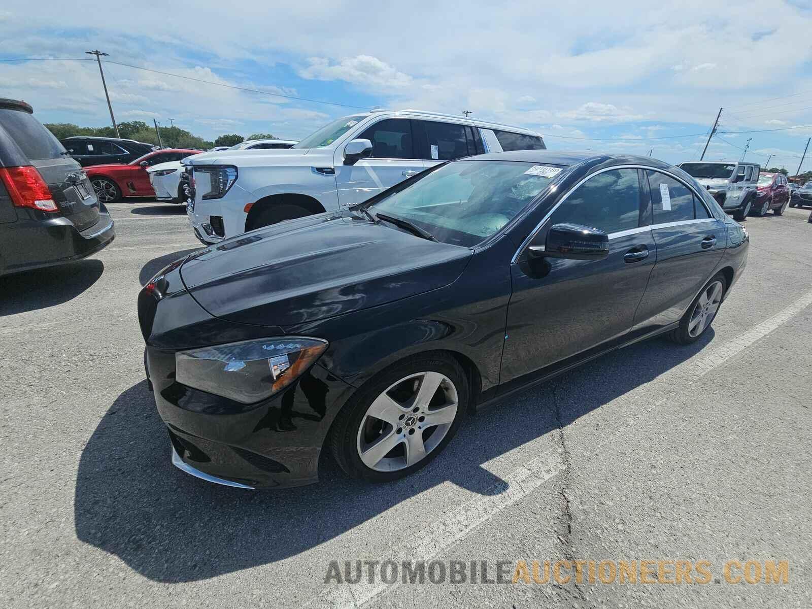 WDDSJ4EB6KN738999 Mercedes-Benz CLA 2019