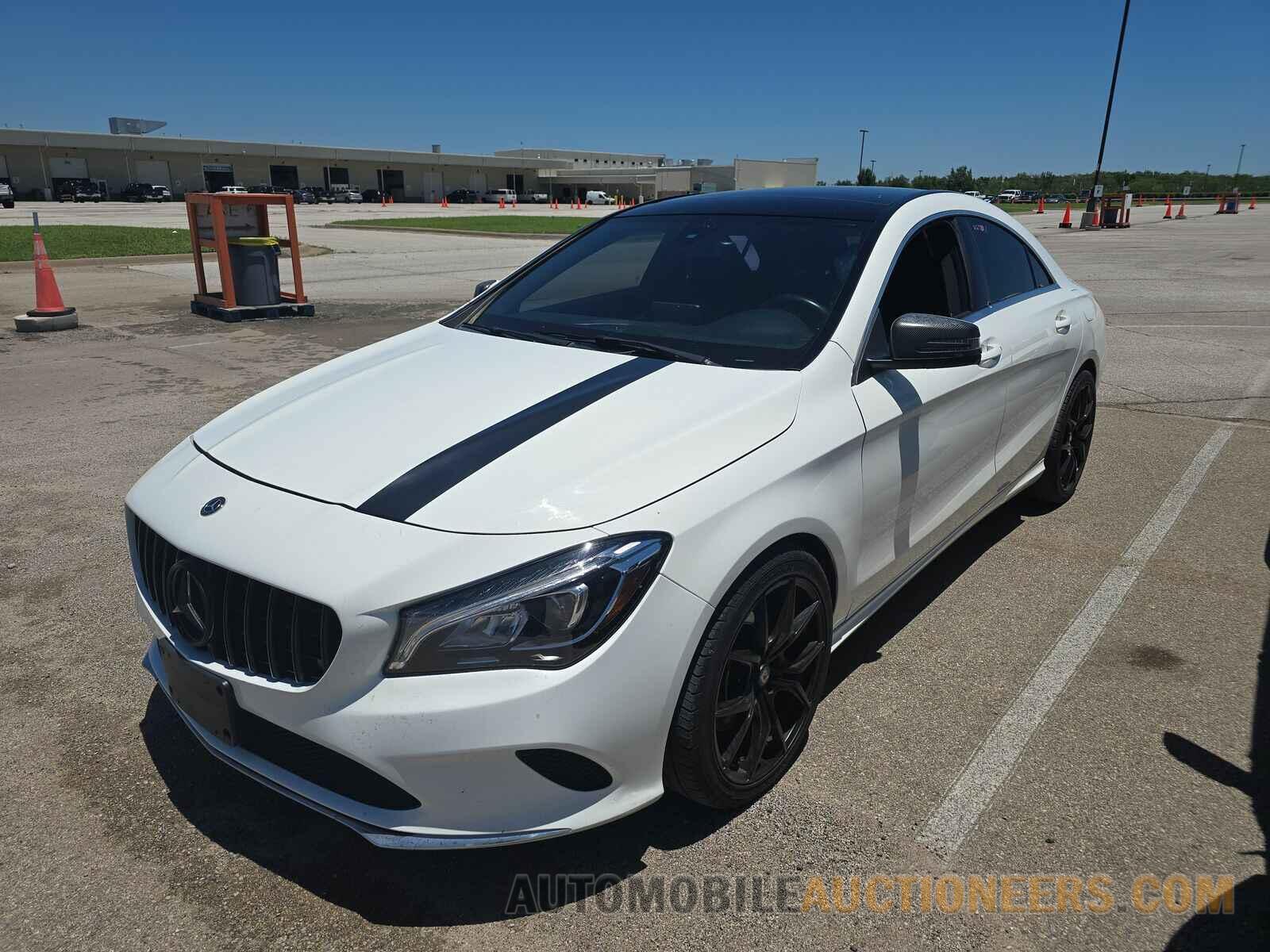 WDDSJ4EB6KN776622 Mercedes-Benz CLA 2019