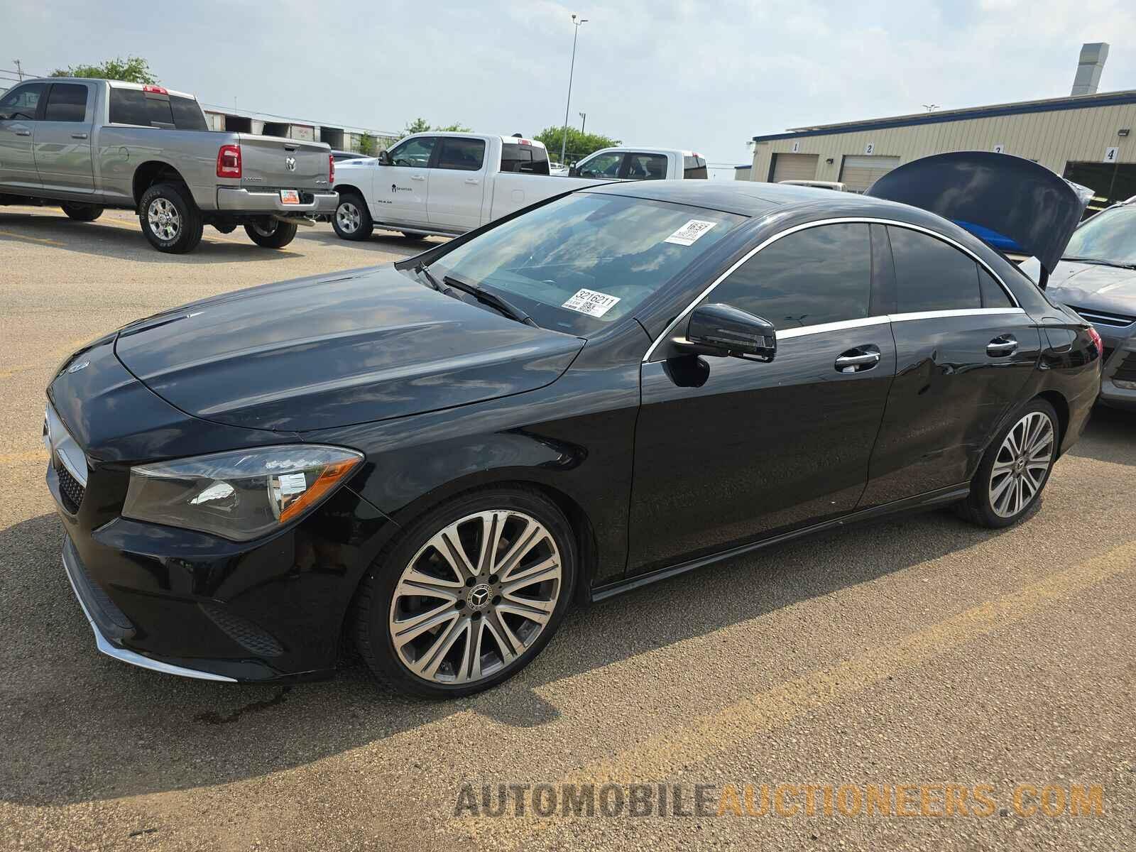 WDDSJ4EB7JN553813 Mercedes-Benz CLA 2018