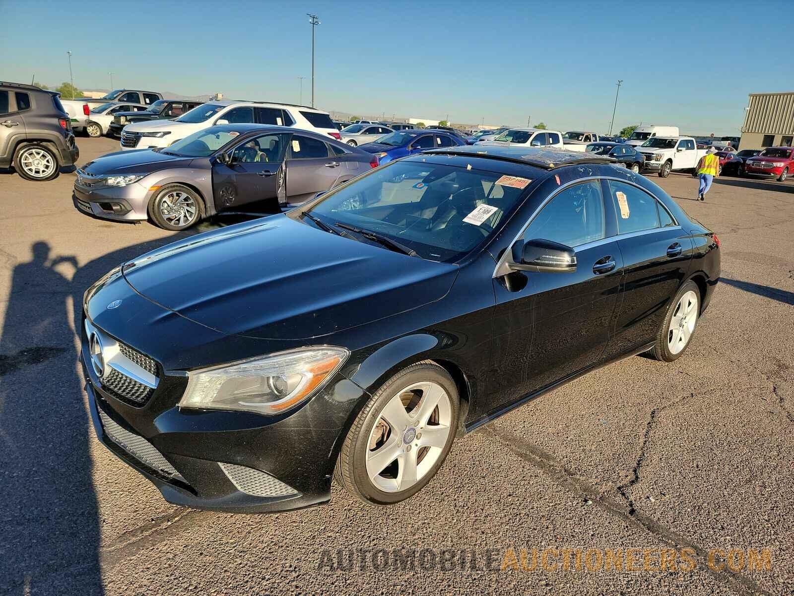 WDDSJ4EB8FN176870 Mercedes-Benz CLA 2015