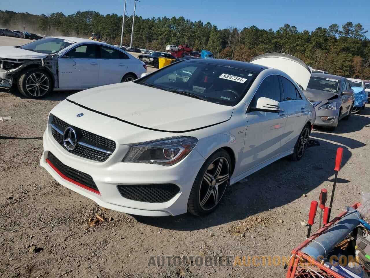 WDDSJ4EB8FN212752 MERCEDES-BENZ CLA-CLASS 2015