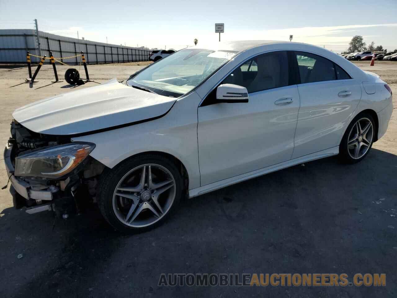 WDDSJ4EB8FN235111 MERCEDES-BENZ CLA-CLASS 2015