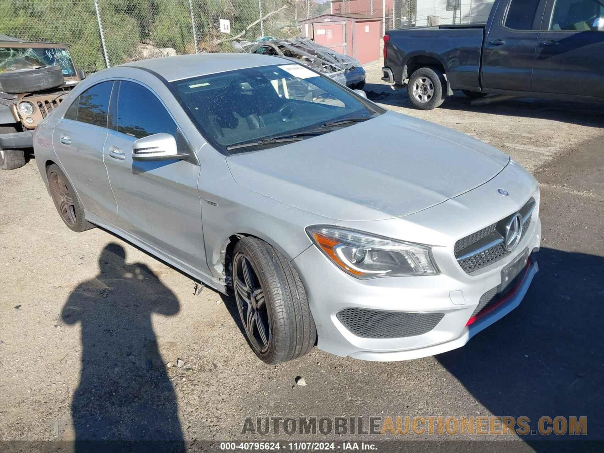 WDDSJ4EB8FN236307 MERCEDES-BENZ CLA 250 2015