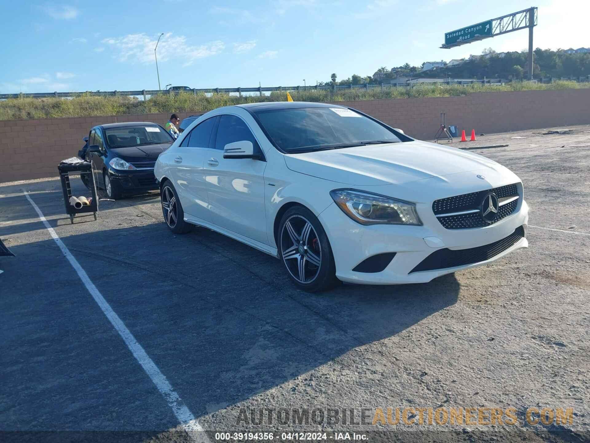 WDDSJ4EB8GN332147 MERCEDES-BENZ CLA 250 2016