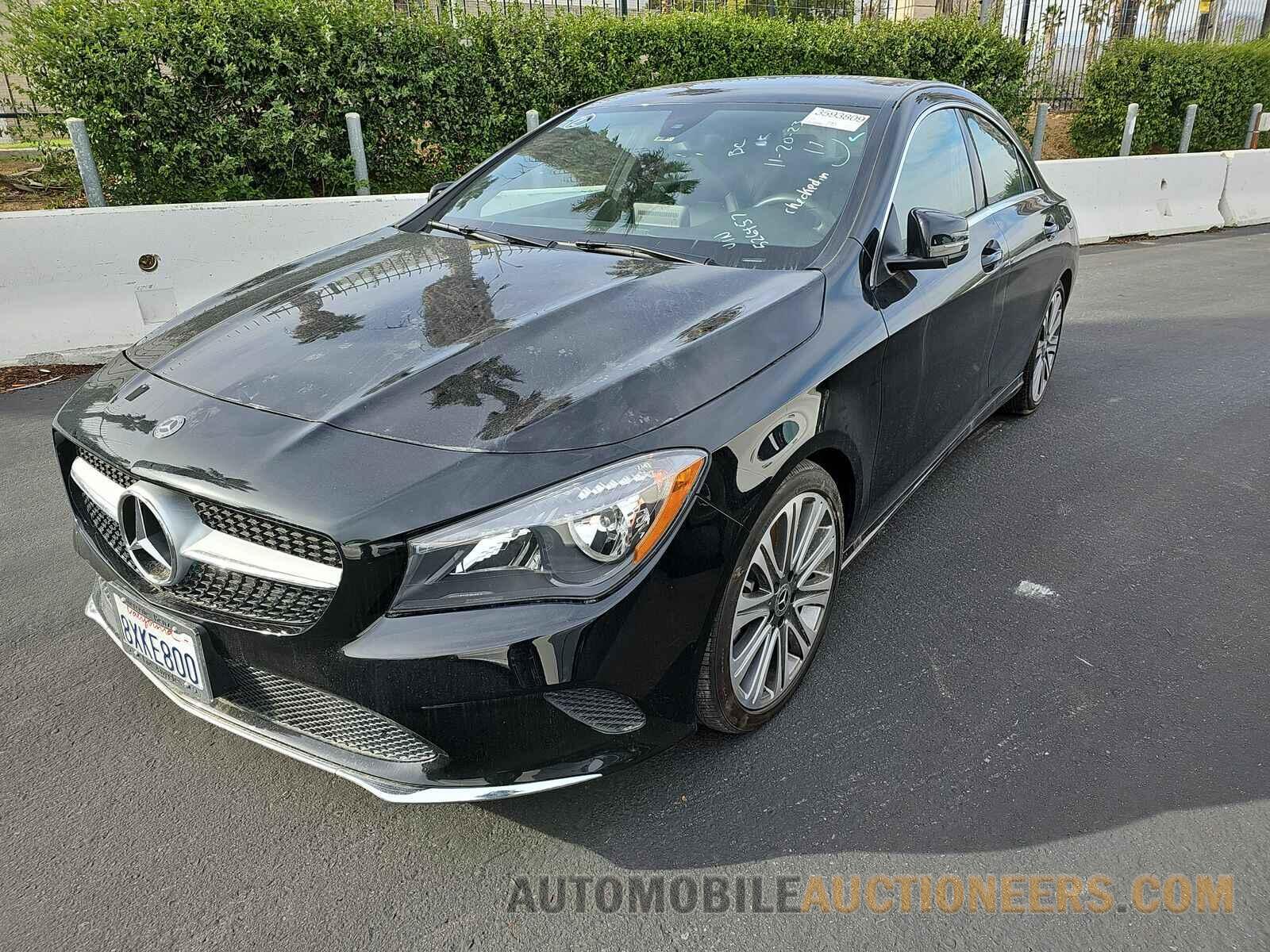 WDDSJ4EB8JN526457 Mercedes-Benz CLA 2018