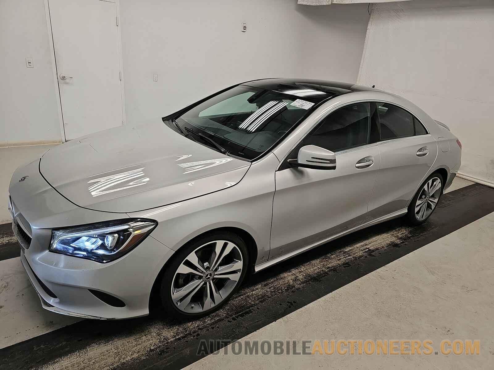 WDDSJ4EB9KN718956 Mercedes-Benz CLA 2019