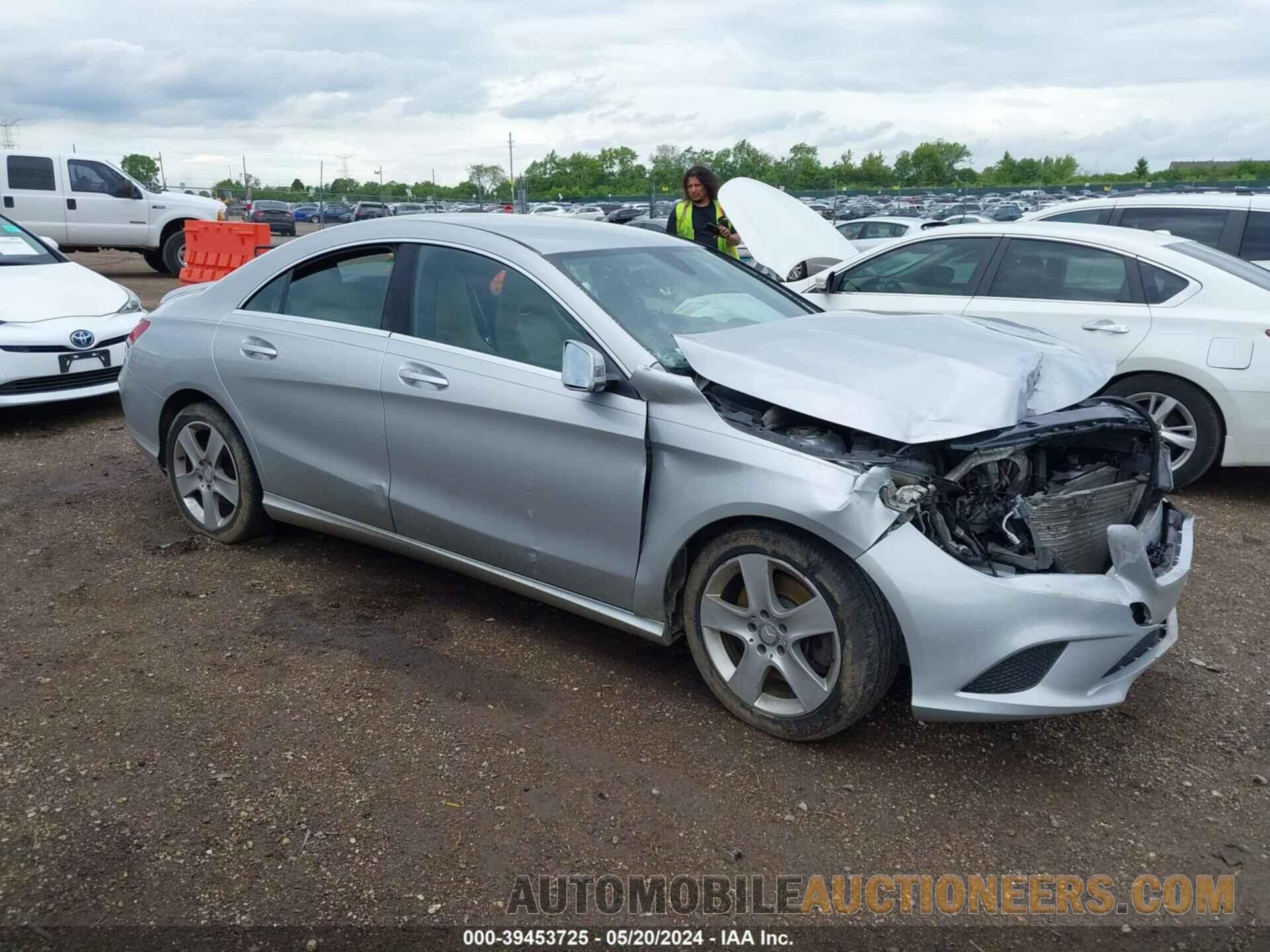 WDDSJ4GB1FN203064 MERCEDES-BENZ CLA 250 2015