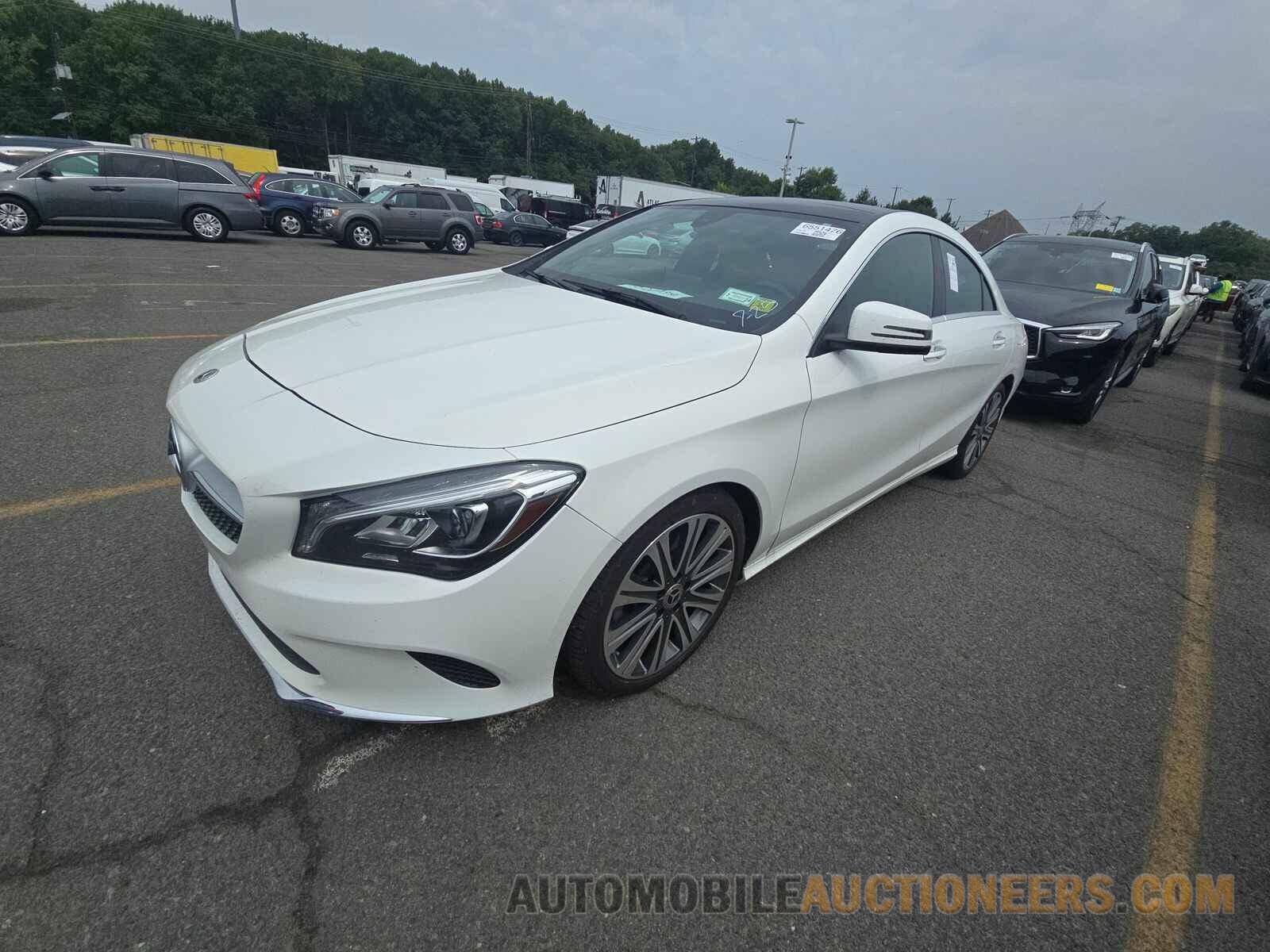 WDDSJ4GB2KN776629 Mercedes-Benz CLA 2019