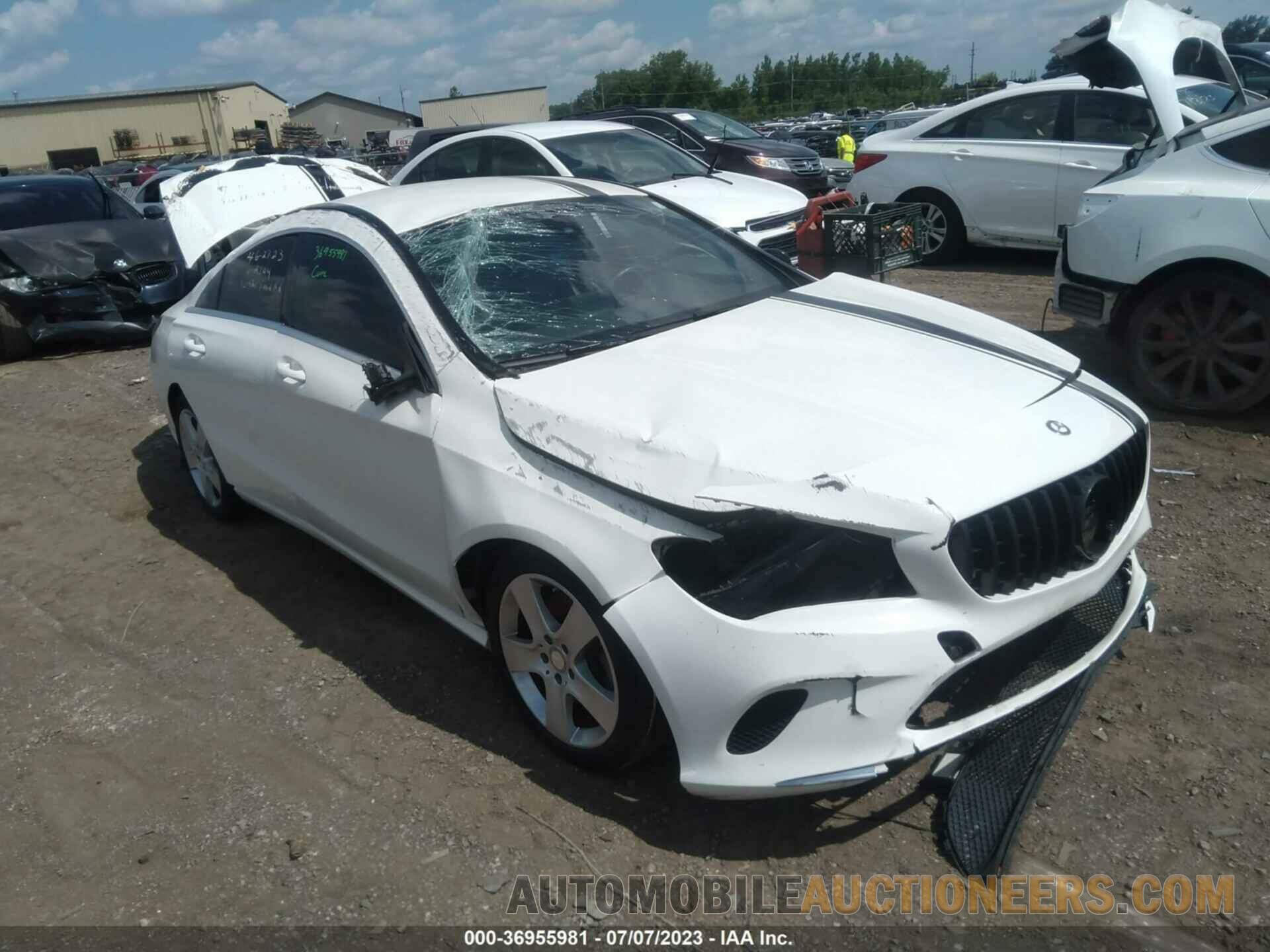 WDDSJ4GB5HN422144 MERCEDES-BENZ CLA 2017