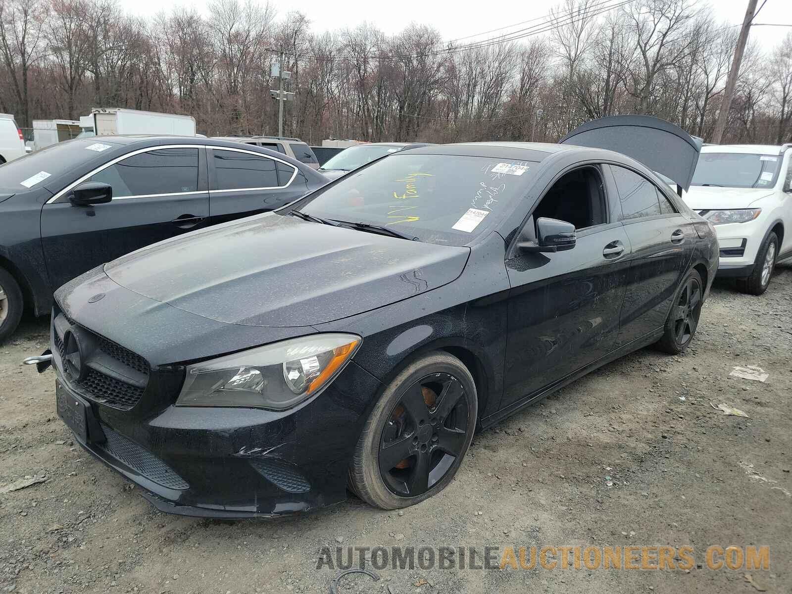 WDDSJ4GB5HN428641 Mercedes-Benz CLA 2017