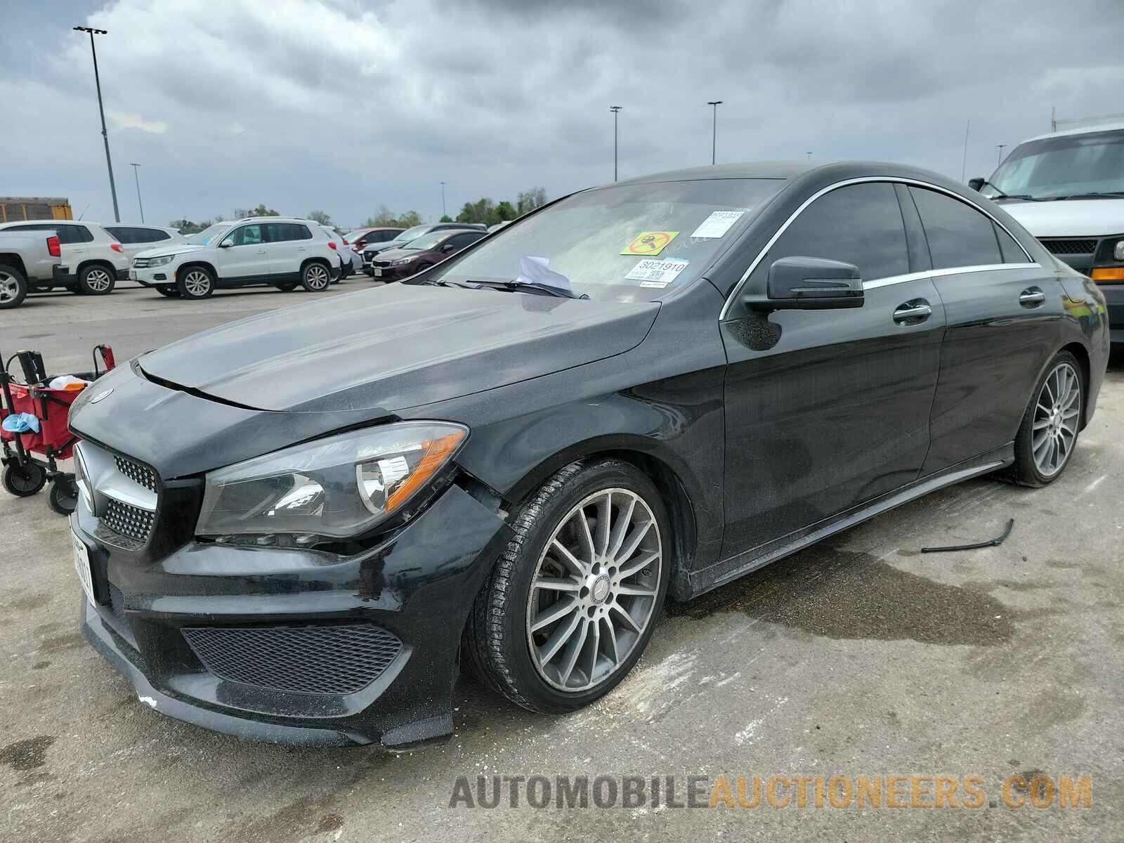 WDDSJ4GB7GN317863 Mercedes-Benz CLA 2016