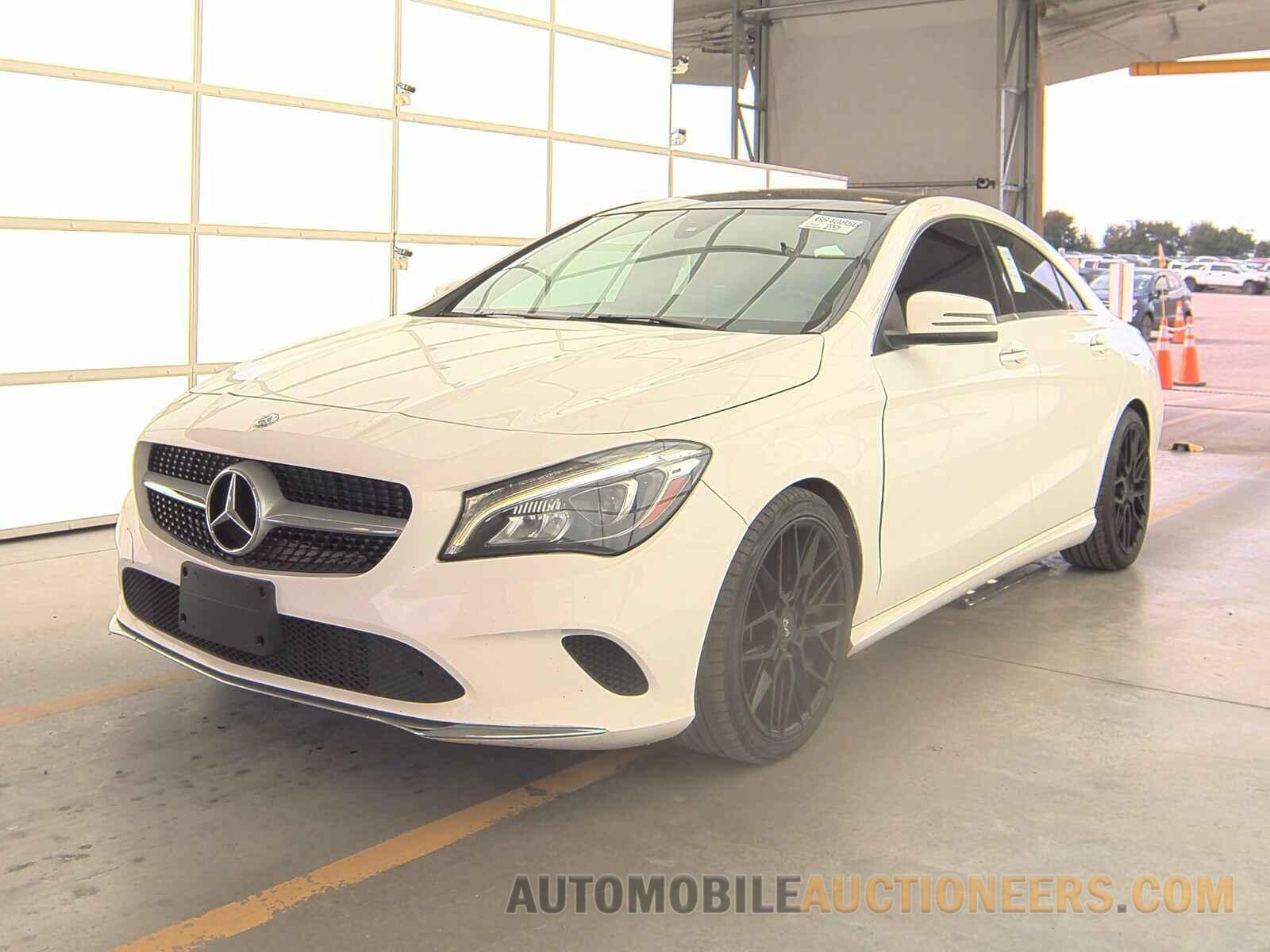 WDDSJ4GB8KN721683 Mercedes-Benz CLA 2019