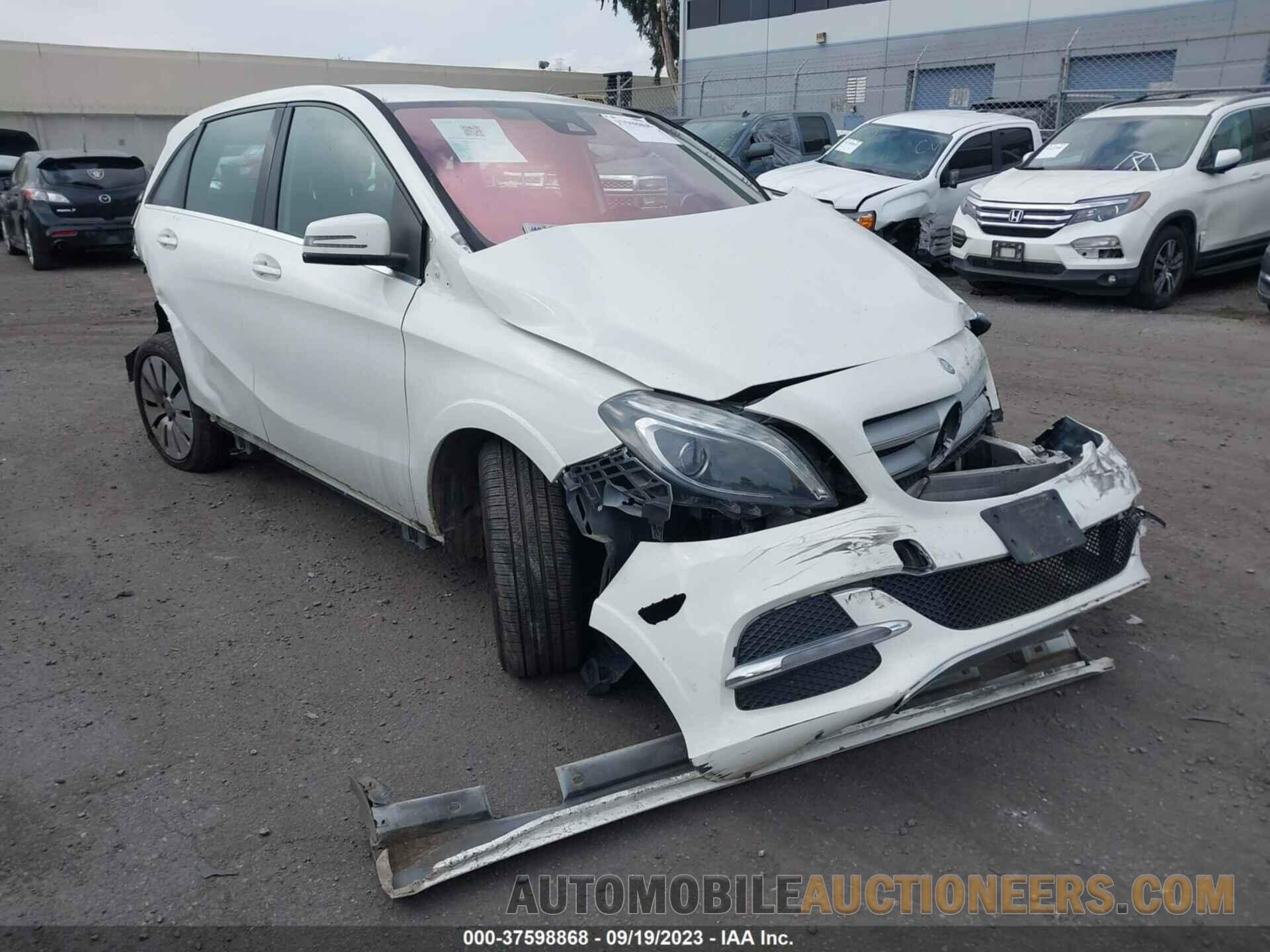 WDDVP9AB9FJ005664 MERCEDES-BENZ B 2015