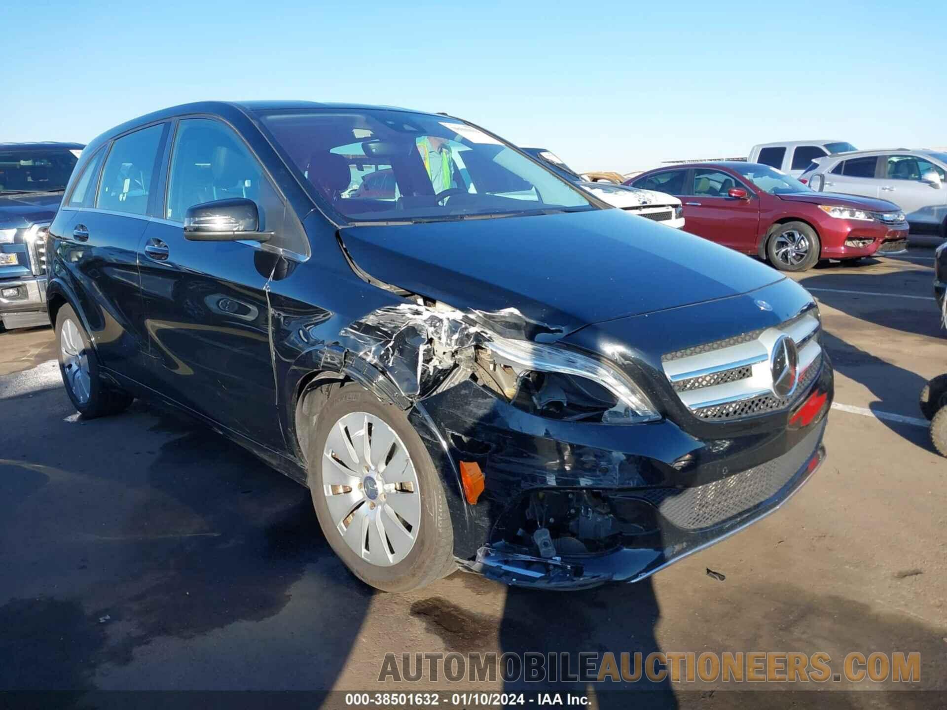 WDDVP9ABXGJ008543 MERCEDES-BENZ B 250E 2016