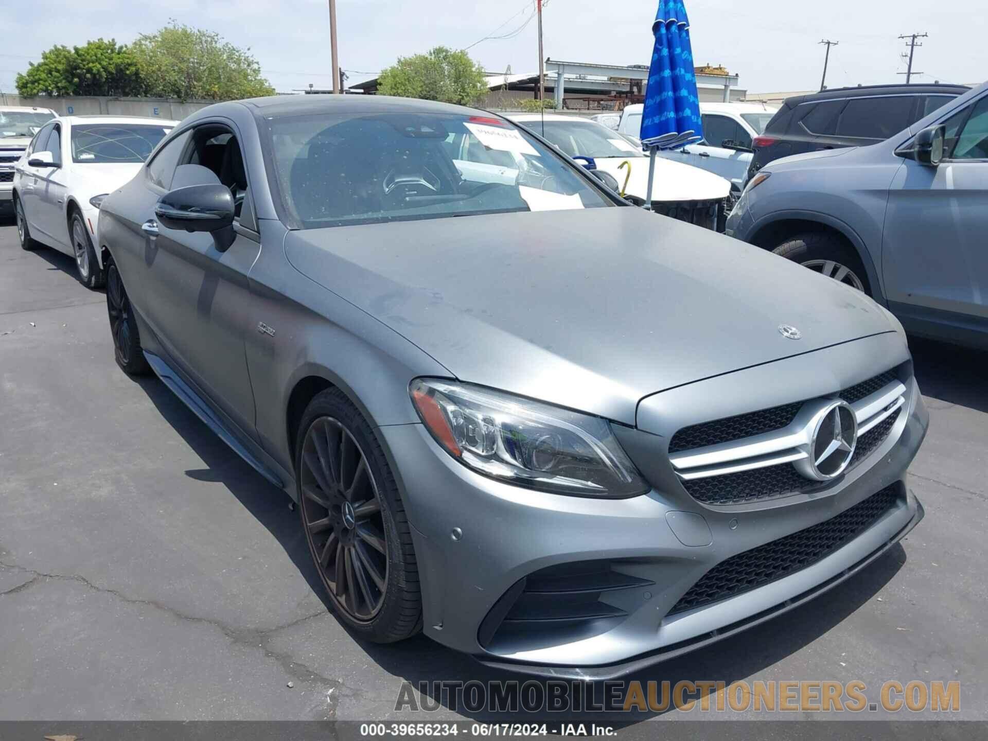 WDDWJ6EB3KF817487 MERCEDES-BENZ AMG C 43 2019