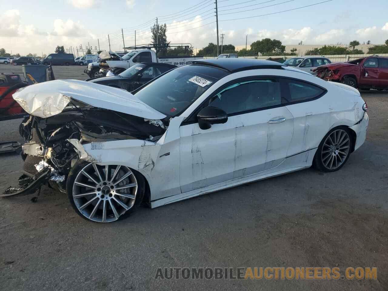 WDDWJ6EB5HF500061 MERCEDES-BENZ C-CLASS 2017