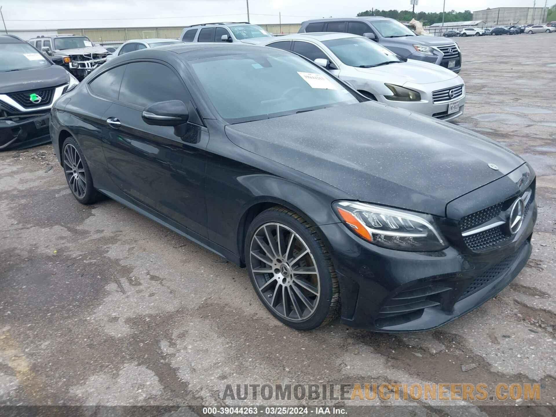 WDDWJ8DB4KF802140 MERCEDES-BENZ C 300 2019