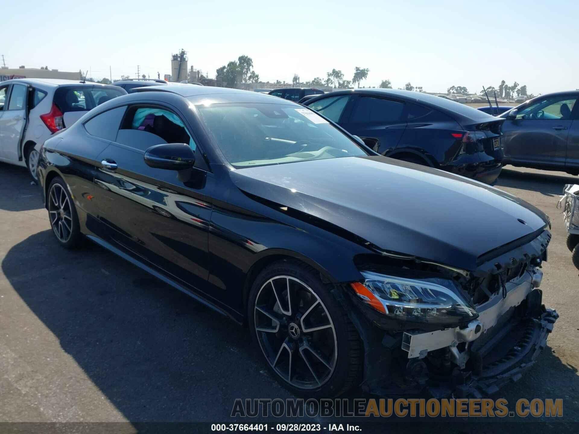 WDDWJ8DB5KF837401 MERCEDES-BENZ C 300 2019