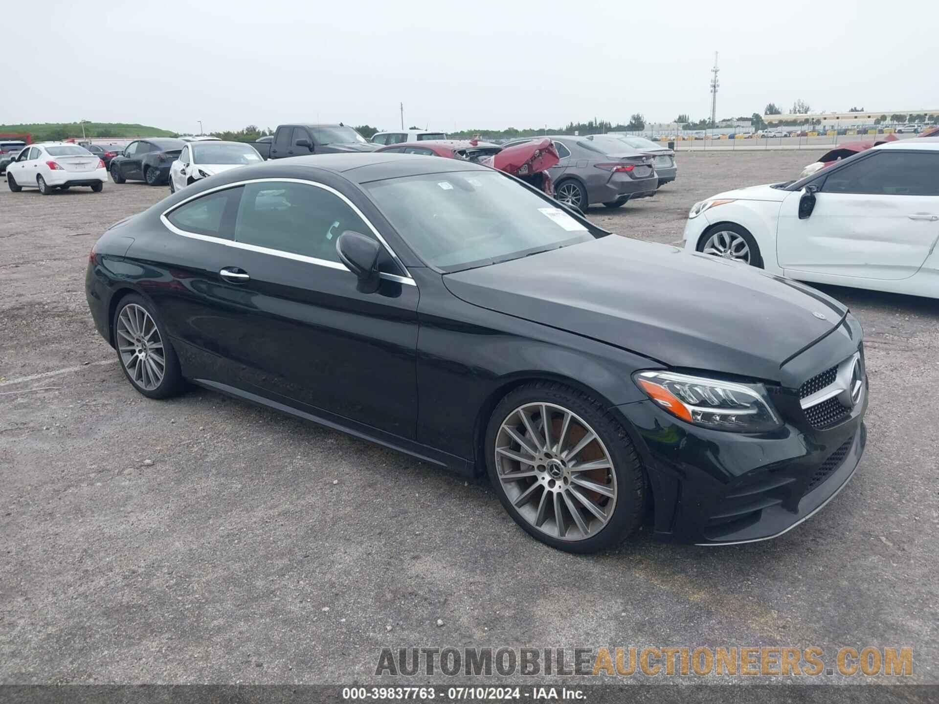 WDDWJ8DB7KF782434 MERCEDES-BENZ C 300 2019