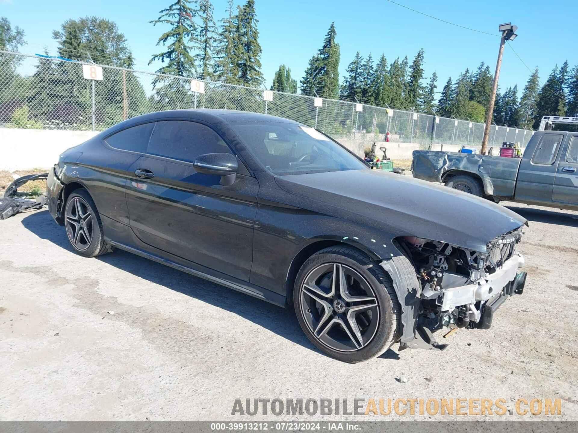 WDDWJ8DB9KF825171 MERCEDES-BENZ C 300 2019