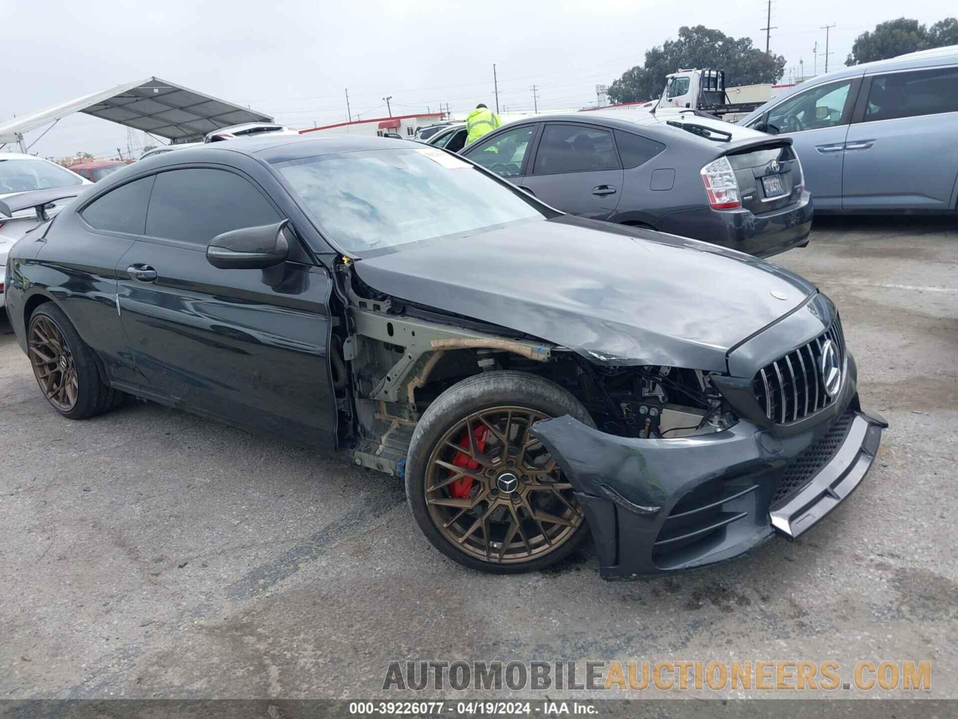 WDDWJ8DB9KF832685 MERCEDES-BENZ C 300 2019