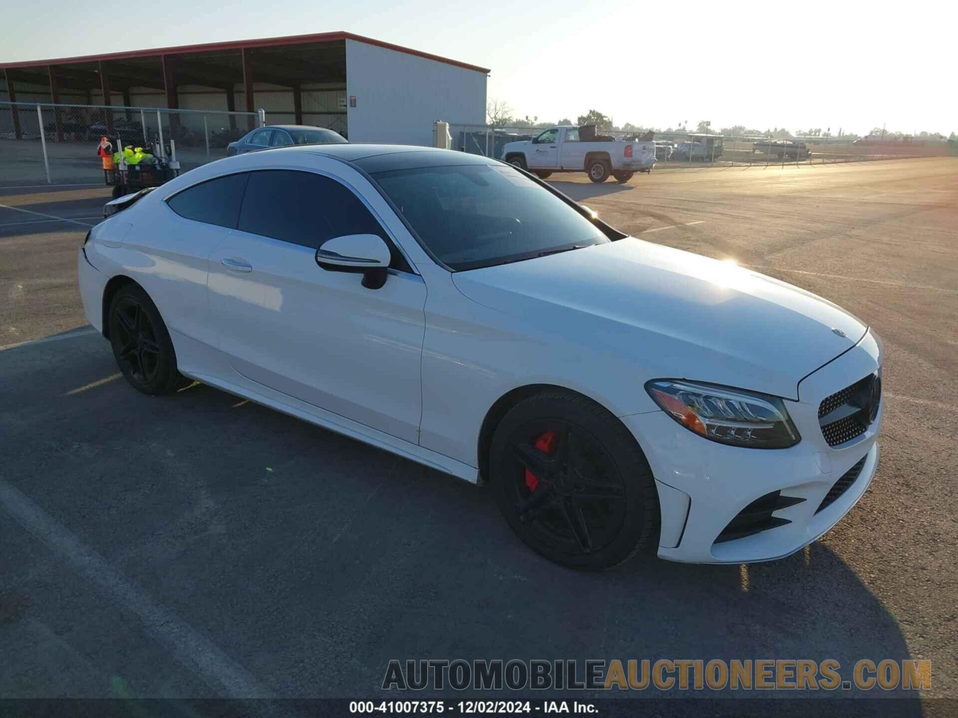 WDDWJ8EB4KF825304 MERCEDES-BENZ C 300 2019