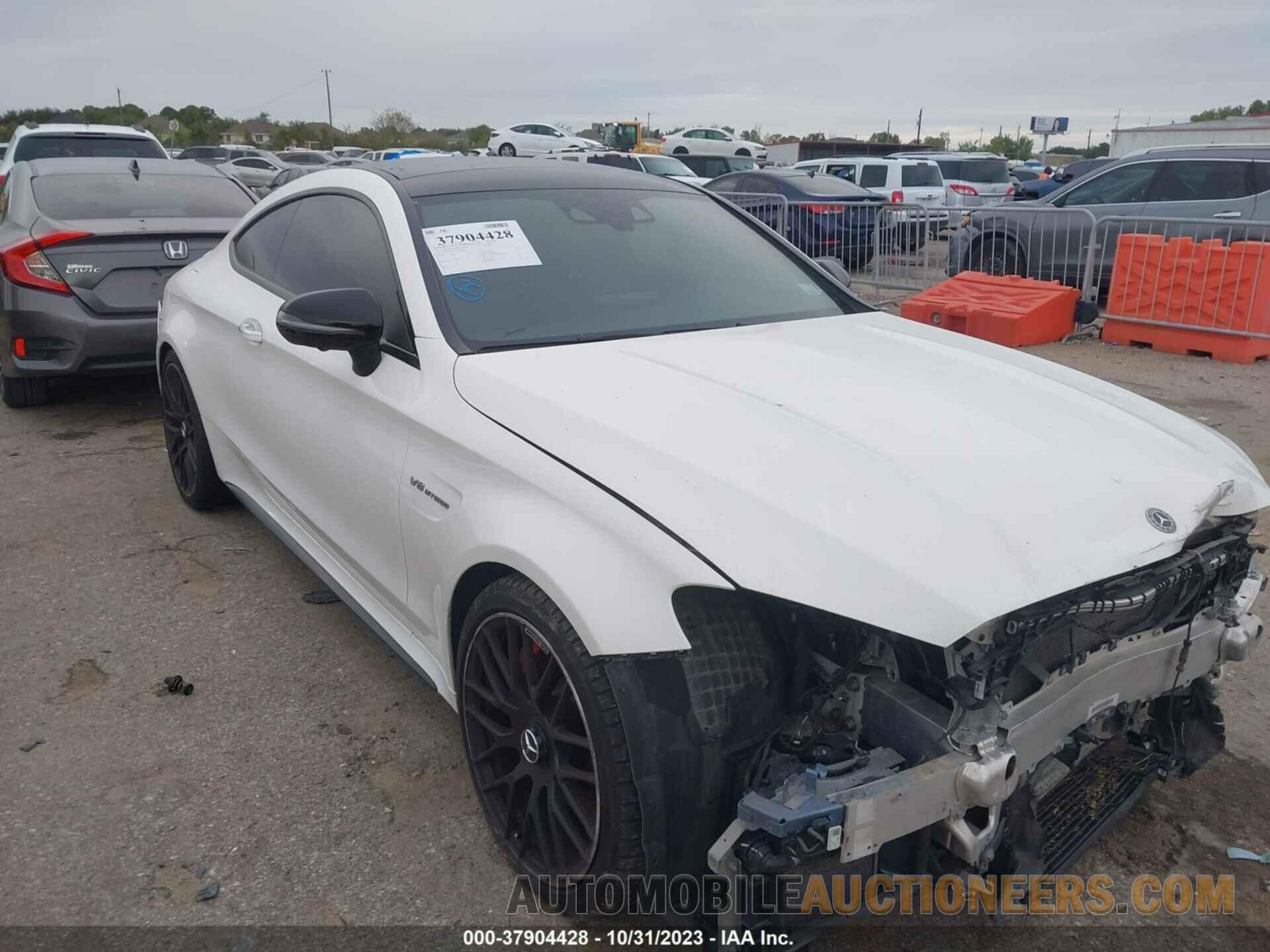 WDDWJ8HB2JF640386 MERCEDES-BENZ AMG C 63 2018