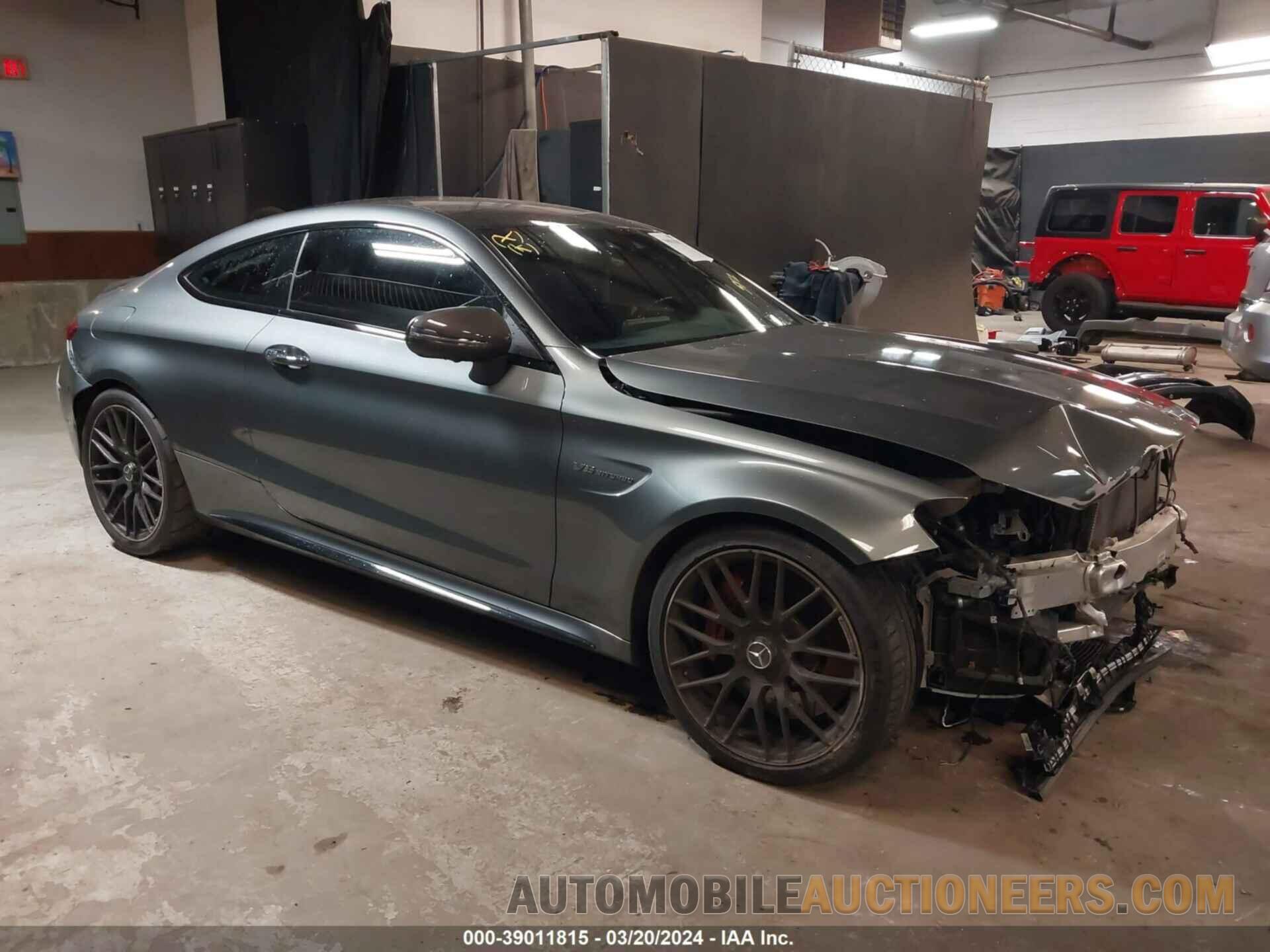 WDDWJ8HB5KF859392 MERCEDES-BENZ AMG C 63 2019