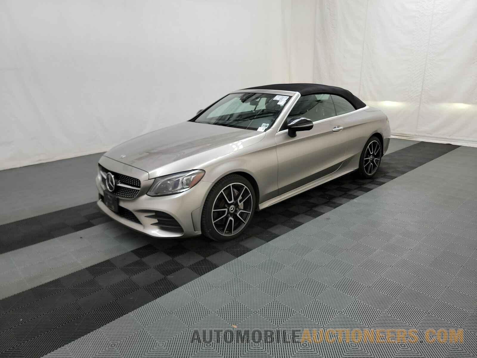 WDDWK8EBXKF772458 Mercedes-Benz C 3 2019