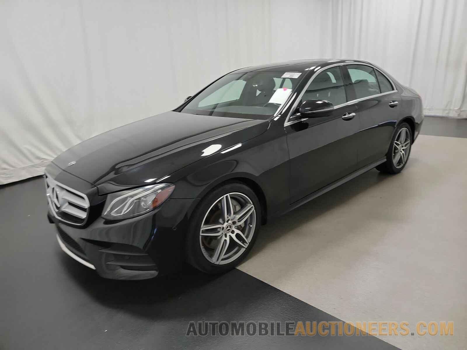 WDDZF4JB2JA296802 Mercedes-Benz E 3 2018