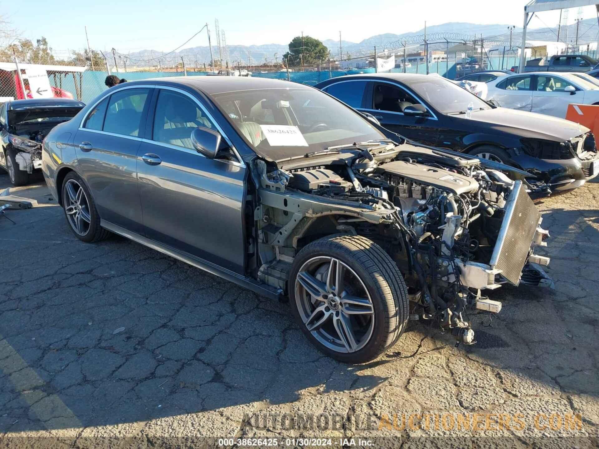 WDDZF4JB2KA629789 MERCEDES-BENZ E 300 2019