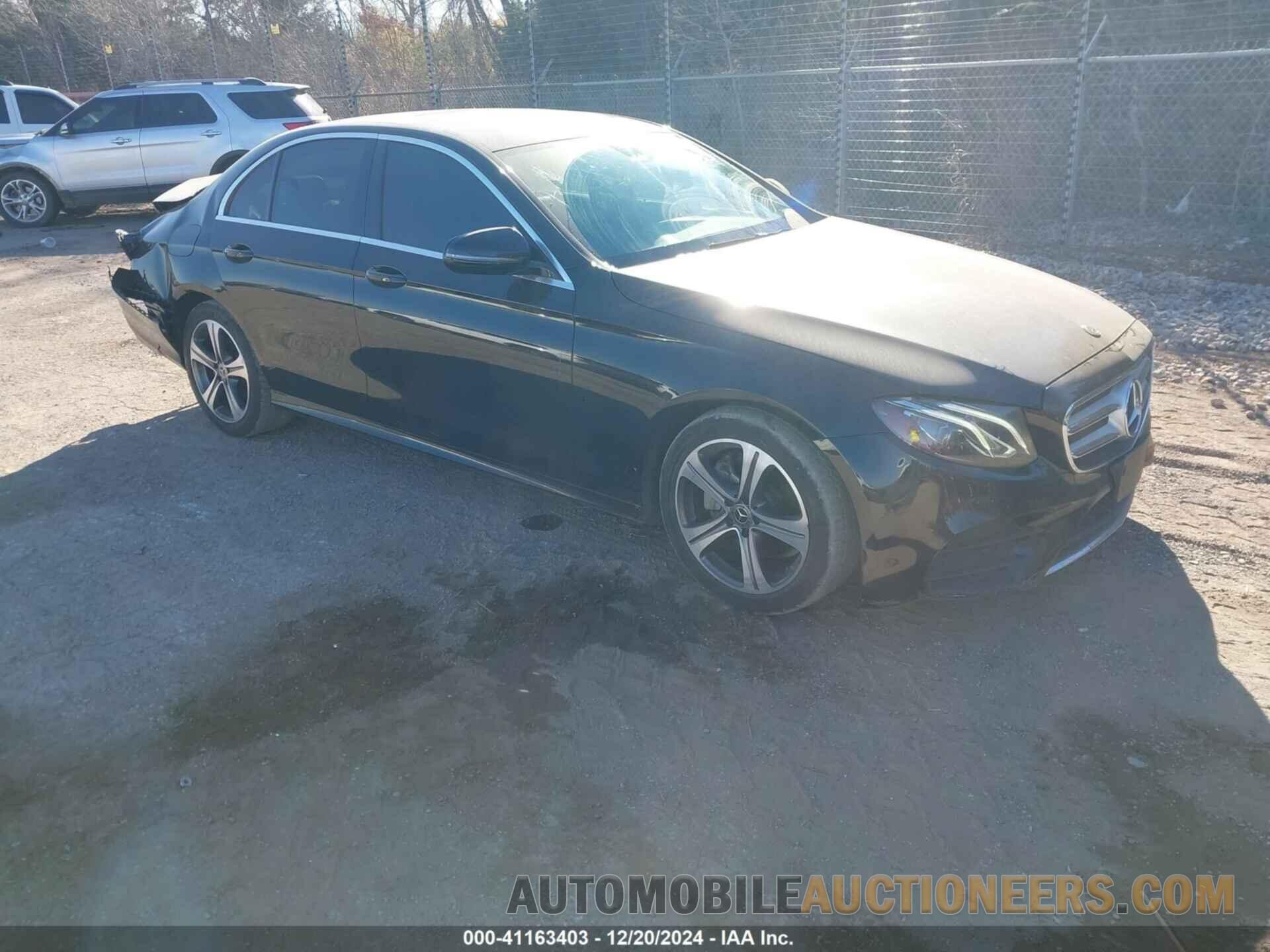 WDDZF4JB4KA574519 MERCEDES-BENZ E 300 2019