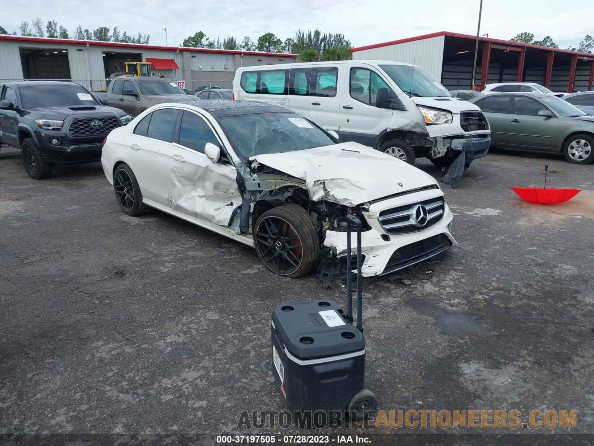 WDDZF4JB4KA589179 MERCEDES-BENZ E 2019