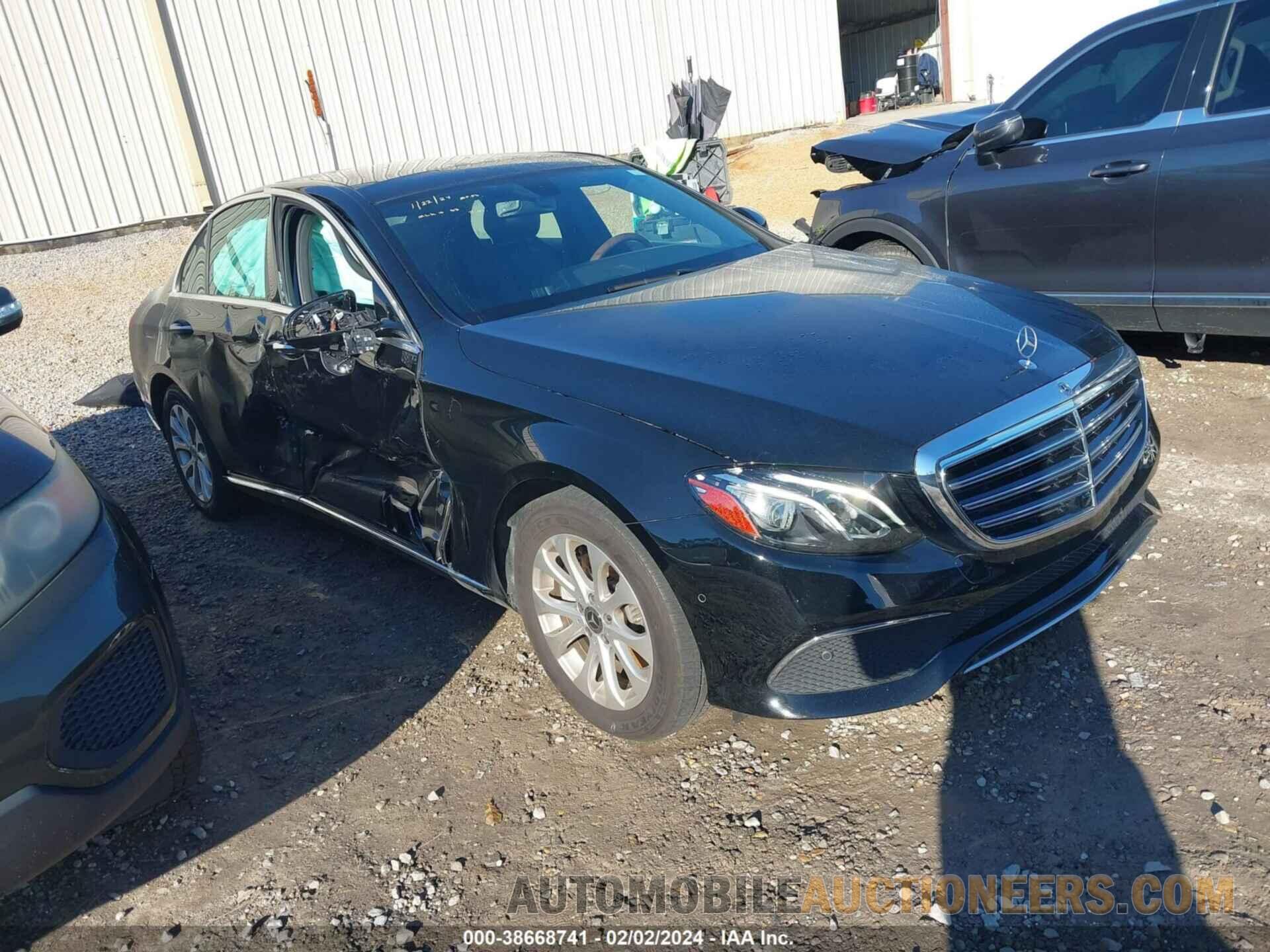 WDDZF4JB4KA624531 MERCEDES-BENZ E 300 2019