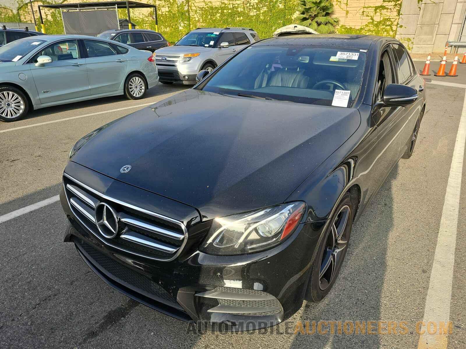 WDDZF4JB5KA529573 Mercedes-Benz E 3 2019