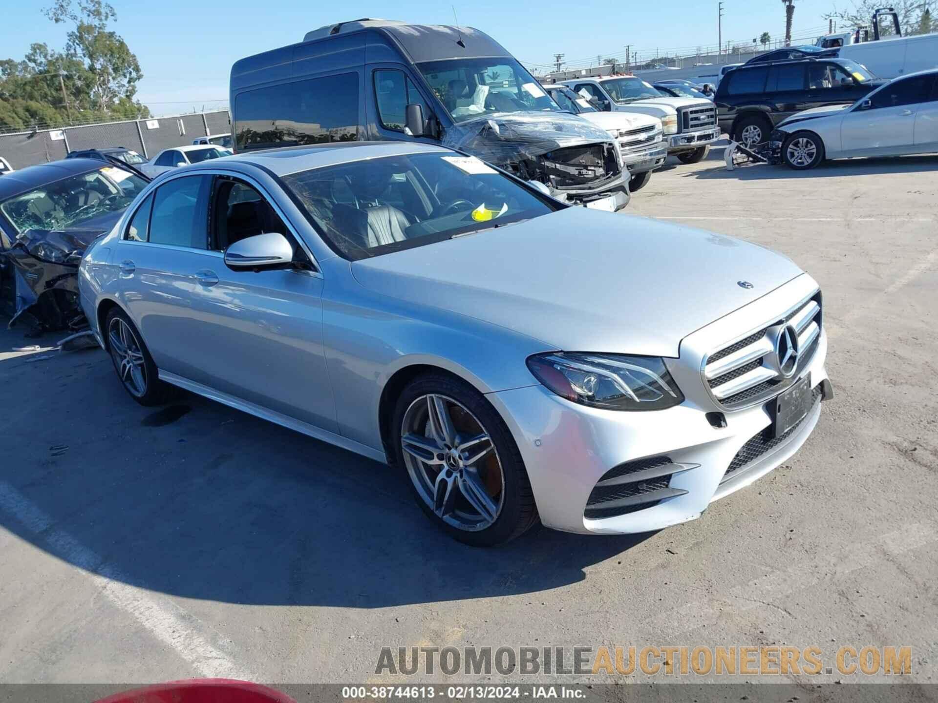 WDDZF4JB5KA557633 MERCEDES-BENZ E 300 2019