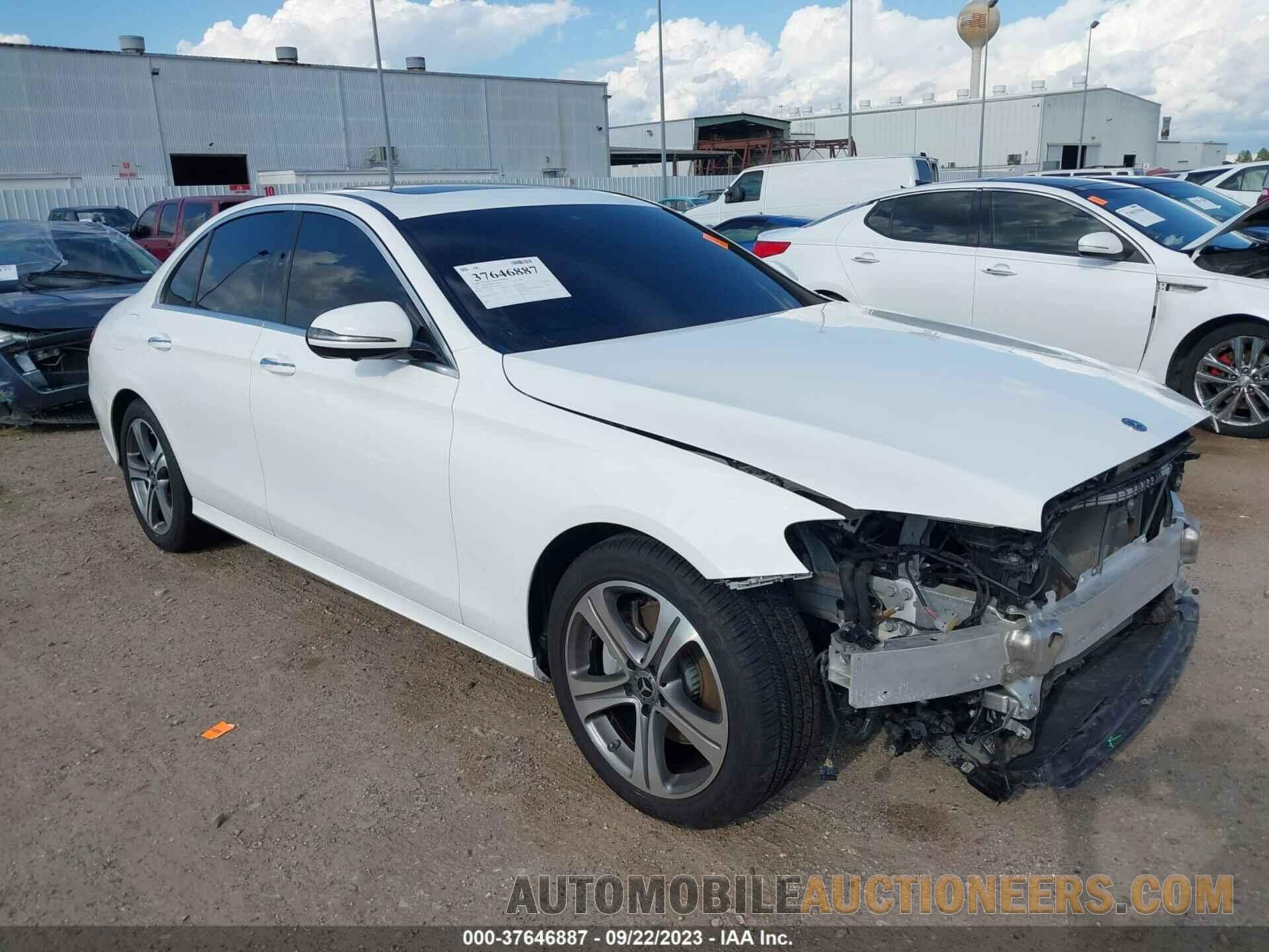 WDDZF4JB6KA681460 MERCEDES-BENZ E 300 2019