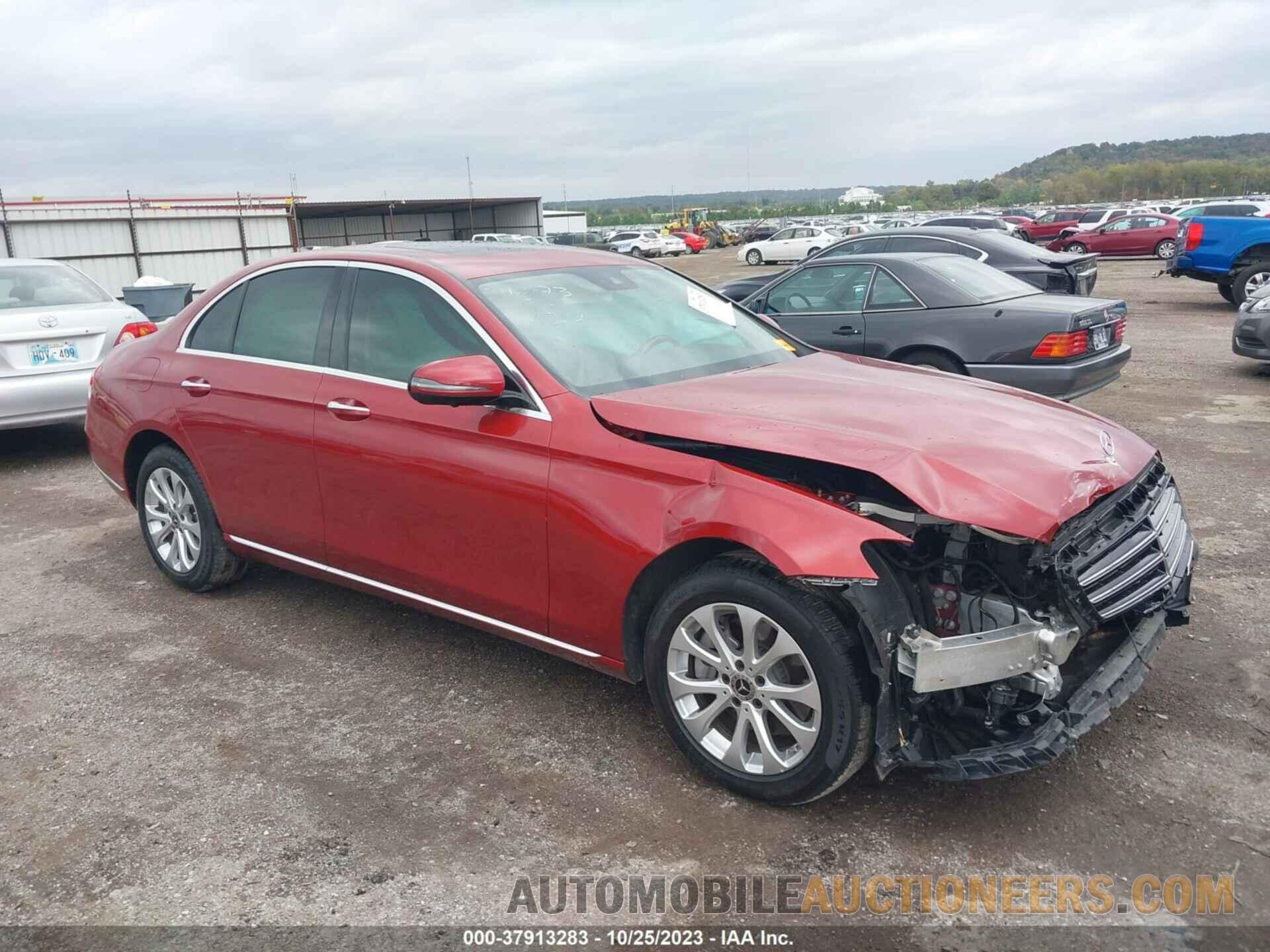 WDDZF4JB7KA569749 MERCEDES-BENZ E 300 2019