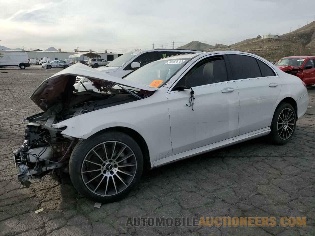 WDDZF4JB9JA381233 MERCEDES-BENZ E-CLASS 2018