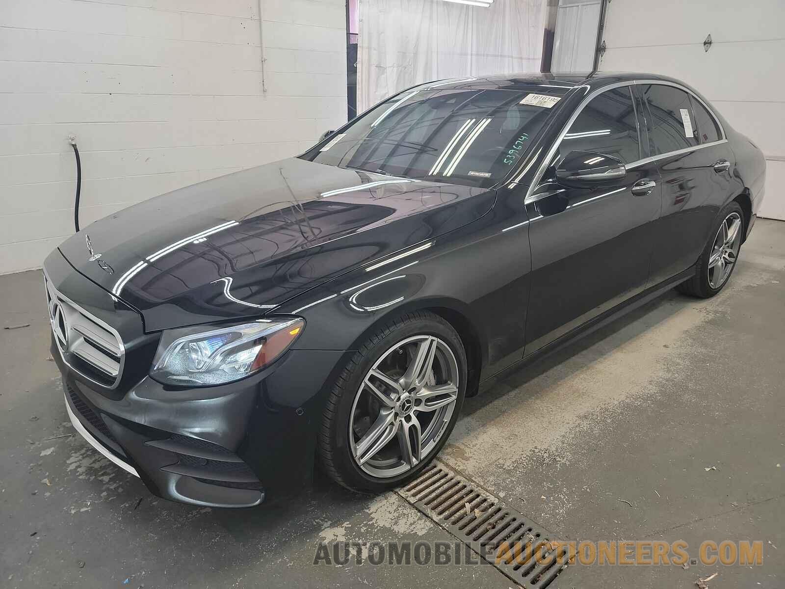 WDDZF4JB9KA559062 Mercedes-Benz E 3 2019