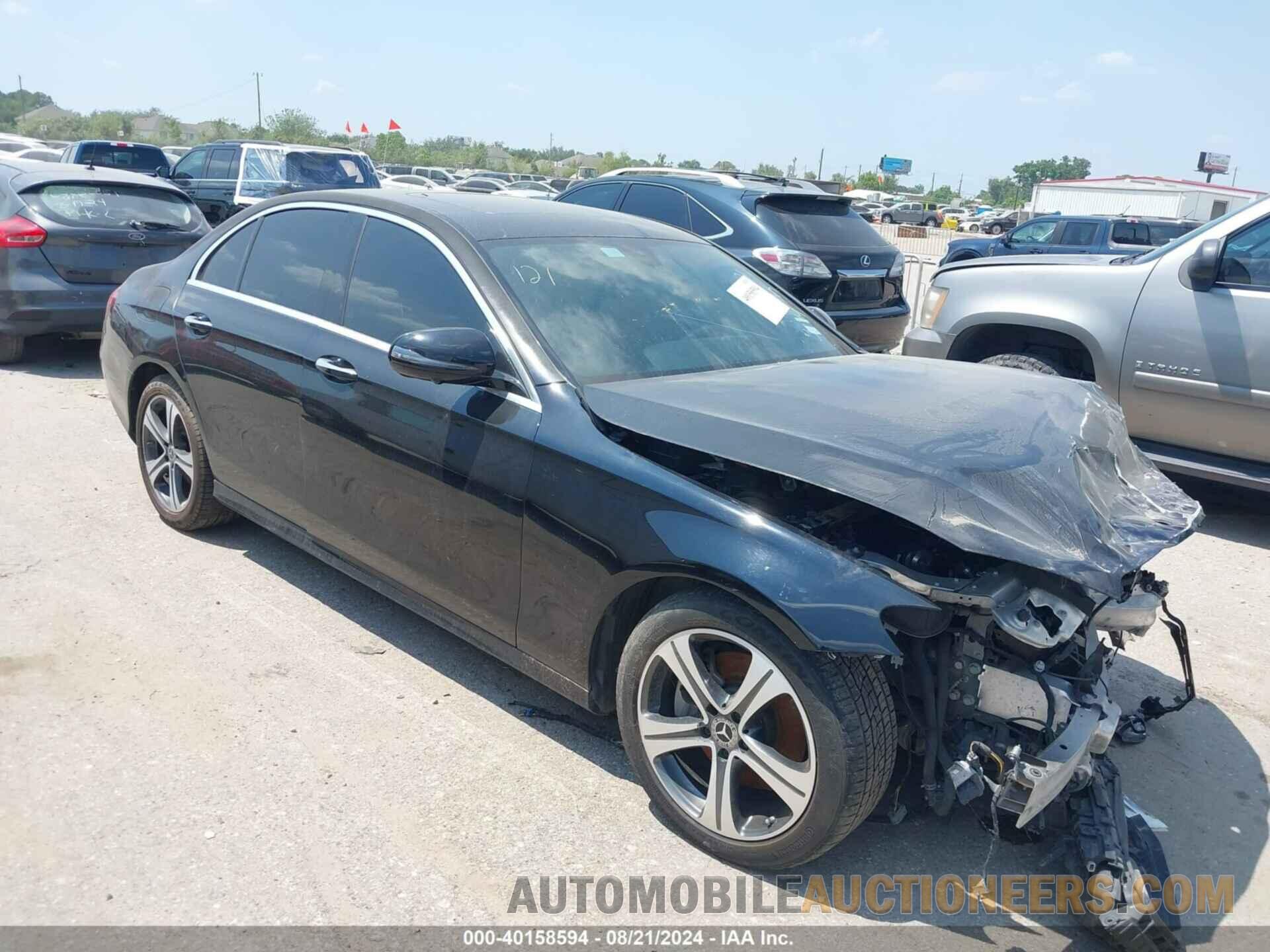 WDDZF4JB9KA585659 MERCEDES-BENZ E 300 2019