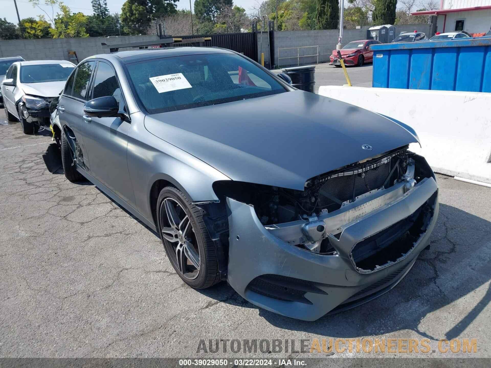 WDDZF4JB9KA654690 MERCEDES-BENZ E 300 2019