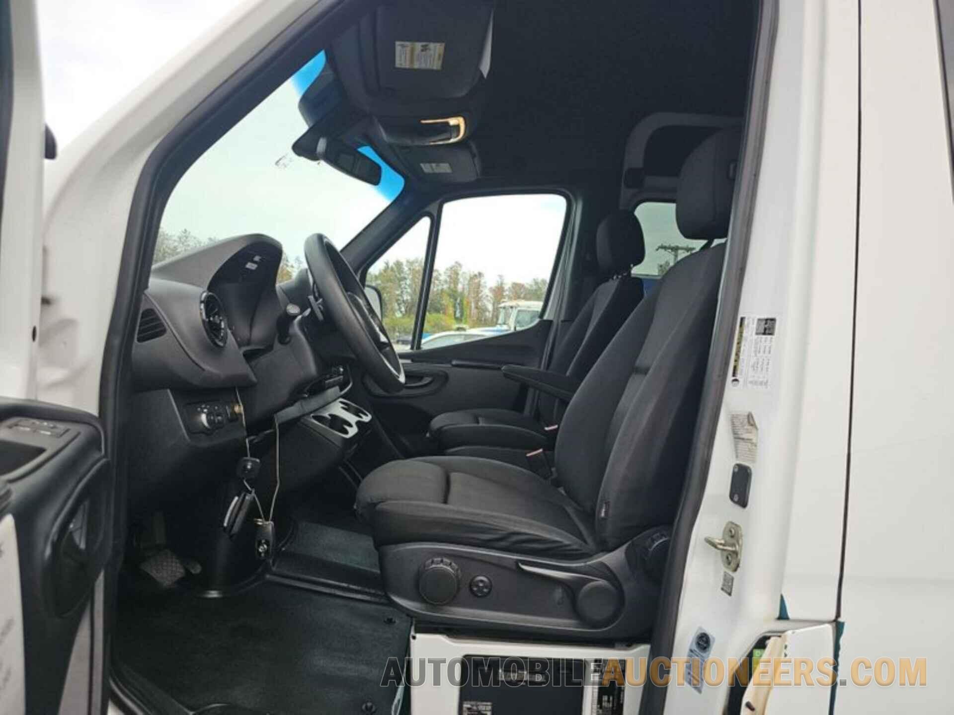 WDZPF1CD1KT000818 MERCEDES-BENZ SPRINTER 2500 2019